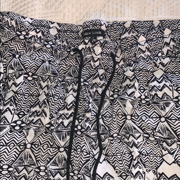 Joggers - Picture 2 of 3